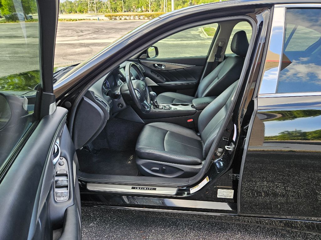 2017 INFINITI Q50 Premium - Photo 12