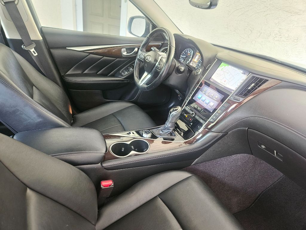 2018 INFINITI Q50 LUXE - Photo 18
